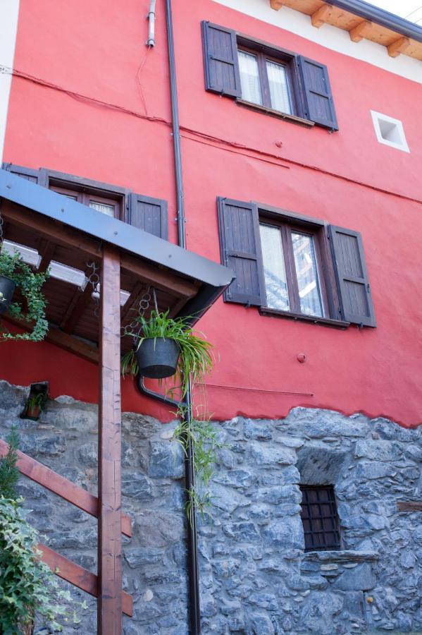 B&B Il Pettirosso Malonno エクステリア 写真