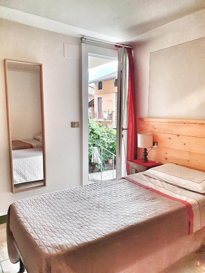 B&B Il Pettirosso Malonno エクステリア 写真