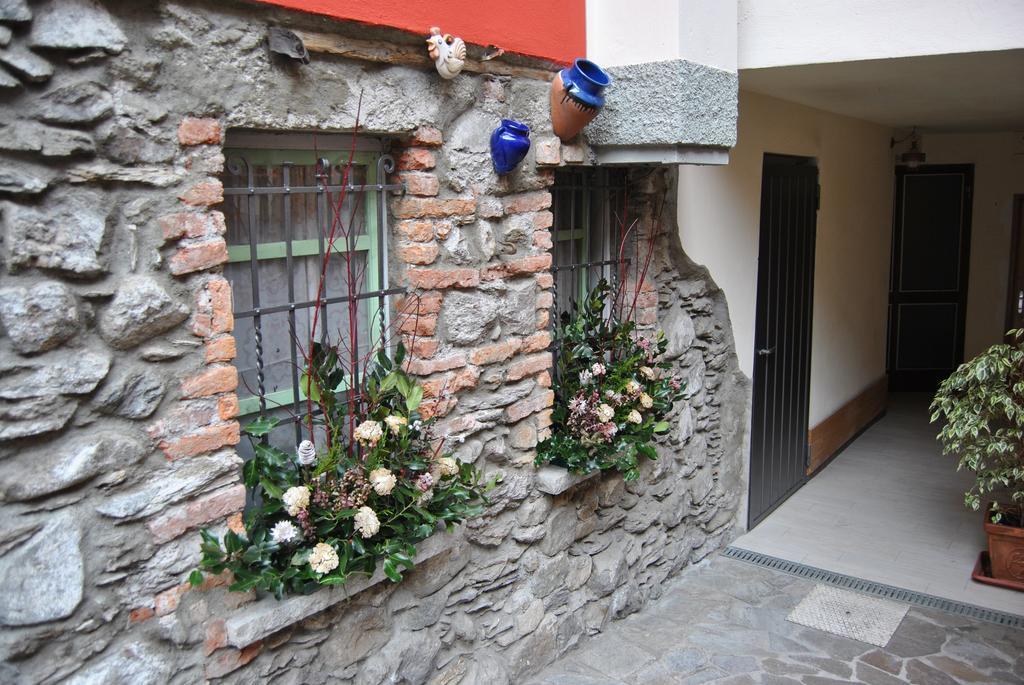 B&B Il Pettirosso Malonno エクステリア 写真