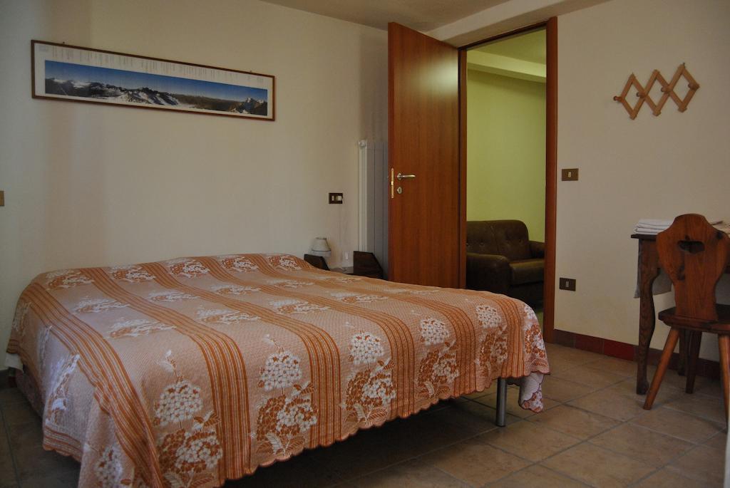 B&B Il Pettirosso Malonno 部屋 写真