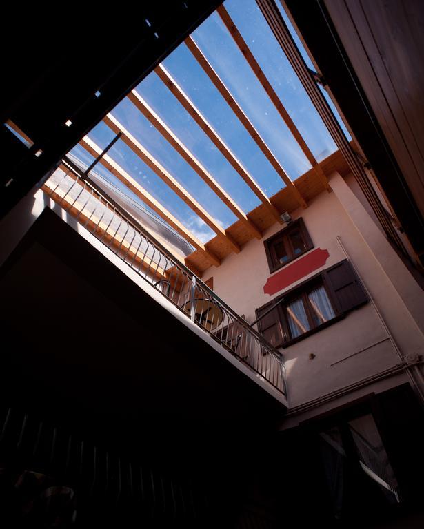 B&B Il Pettirosso Malonno エクステリア 写真